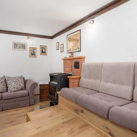 House Obrs Holiday home *